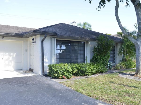 10054 Eaglewood Road, Unit B, Boynton Beach, FL 33436