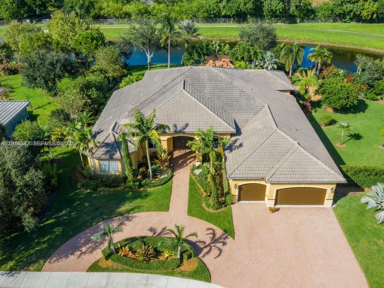 12995 SW 40th St, Davie, FL 33330 Photo