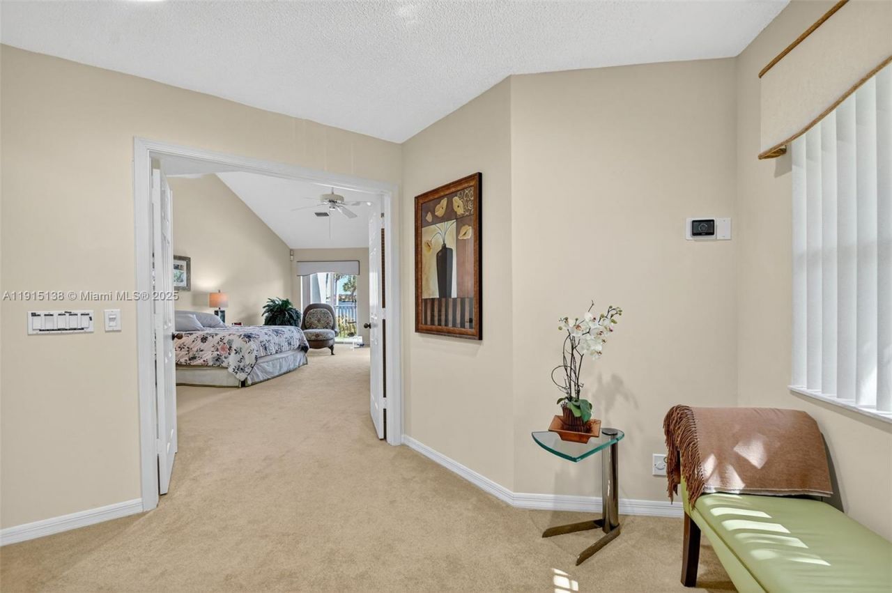 38 S Lakeshore Dr, Hypoluxo, FL 33462 Photo