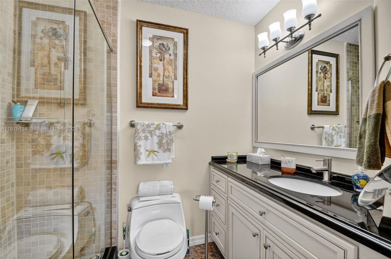 38 S Lakeshore Dr, Hypoluxo, FL 33462 Photo