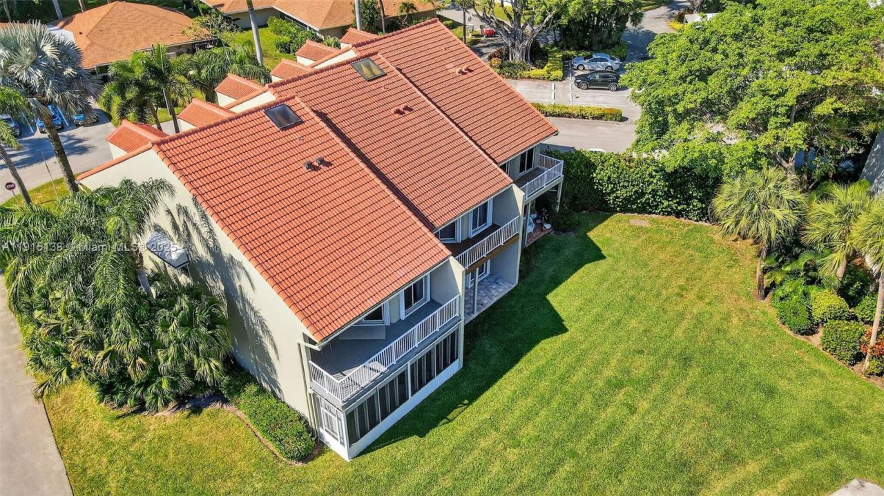 38 S Lakeshore Dr, Hypoluxo, FL 33462 Photo