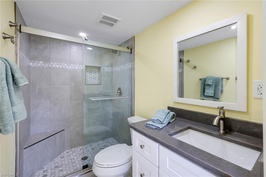 1610 Middle Gulf Dr, Unit B3, Sanibel, FL 33957 Photo