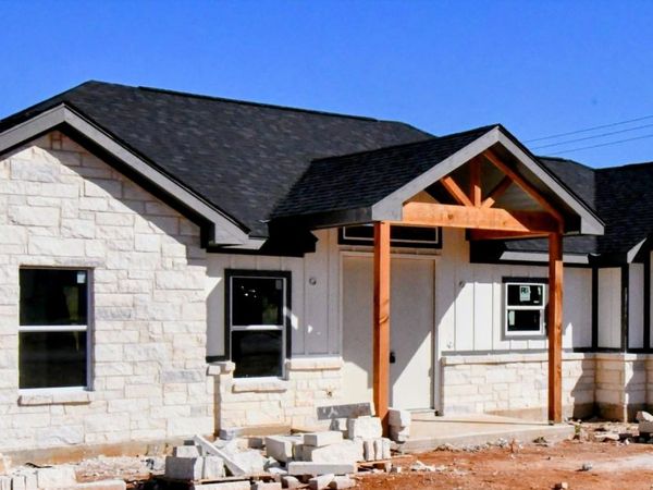 7303 tiff nicole, Von Ormy, TX 78073