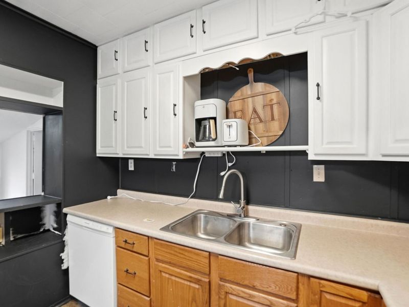 2327 N Phillips Road, Harrod, OH 45850 Photo 12