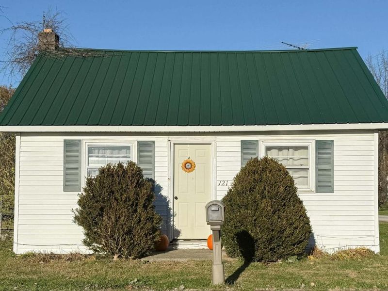 121 Mae Street, Sardinia, OH 45171 Photo 1