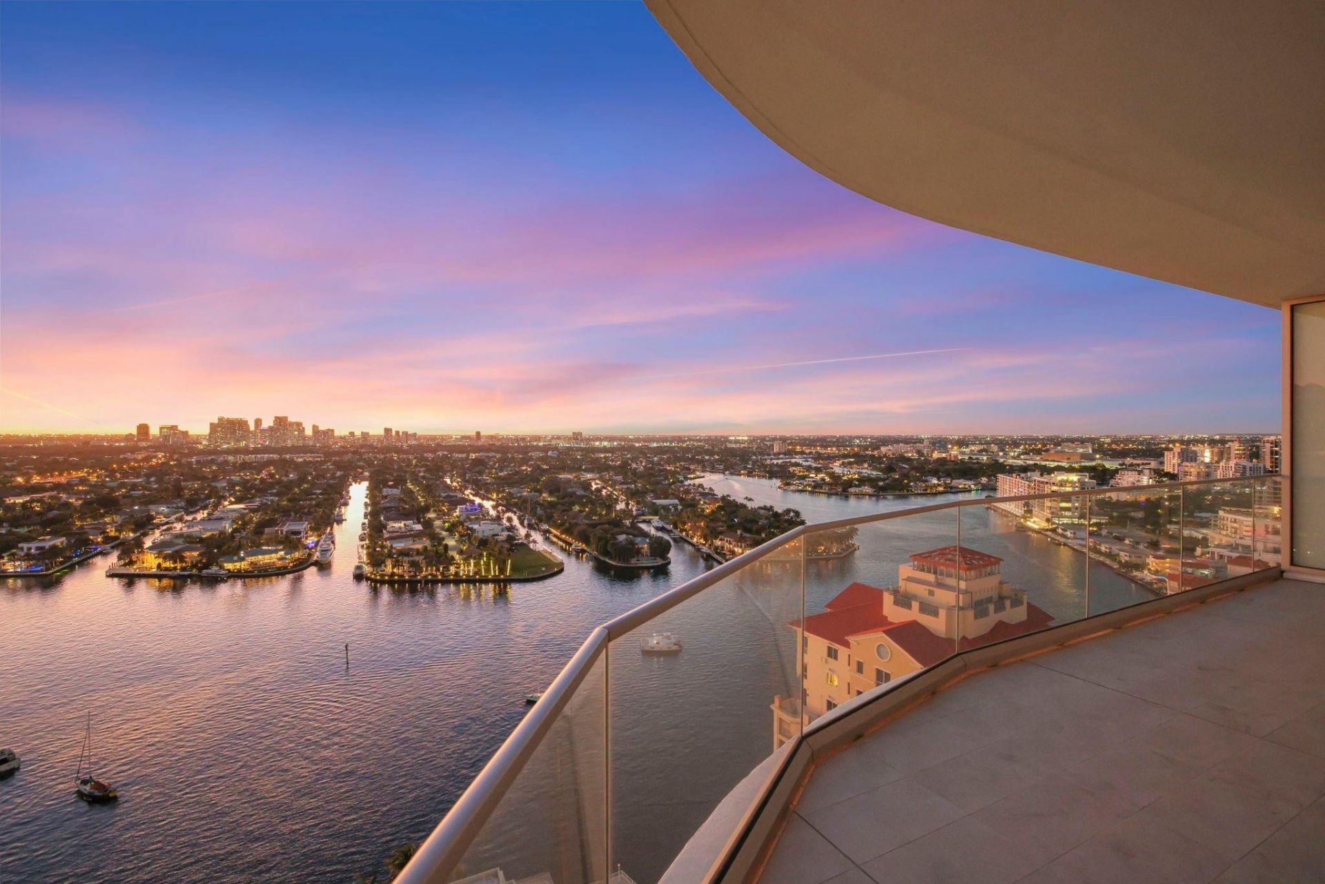 153 N Seabreeze Boulevard, Unit 2202-S, Fort Lauderdale, FL 33304 Photo