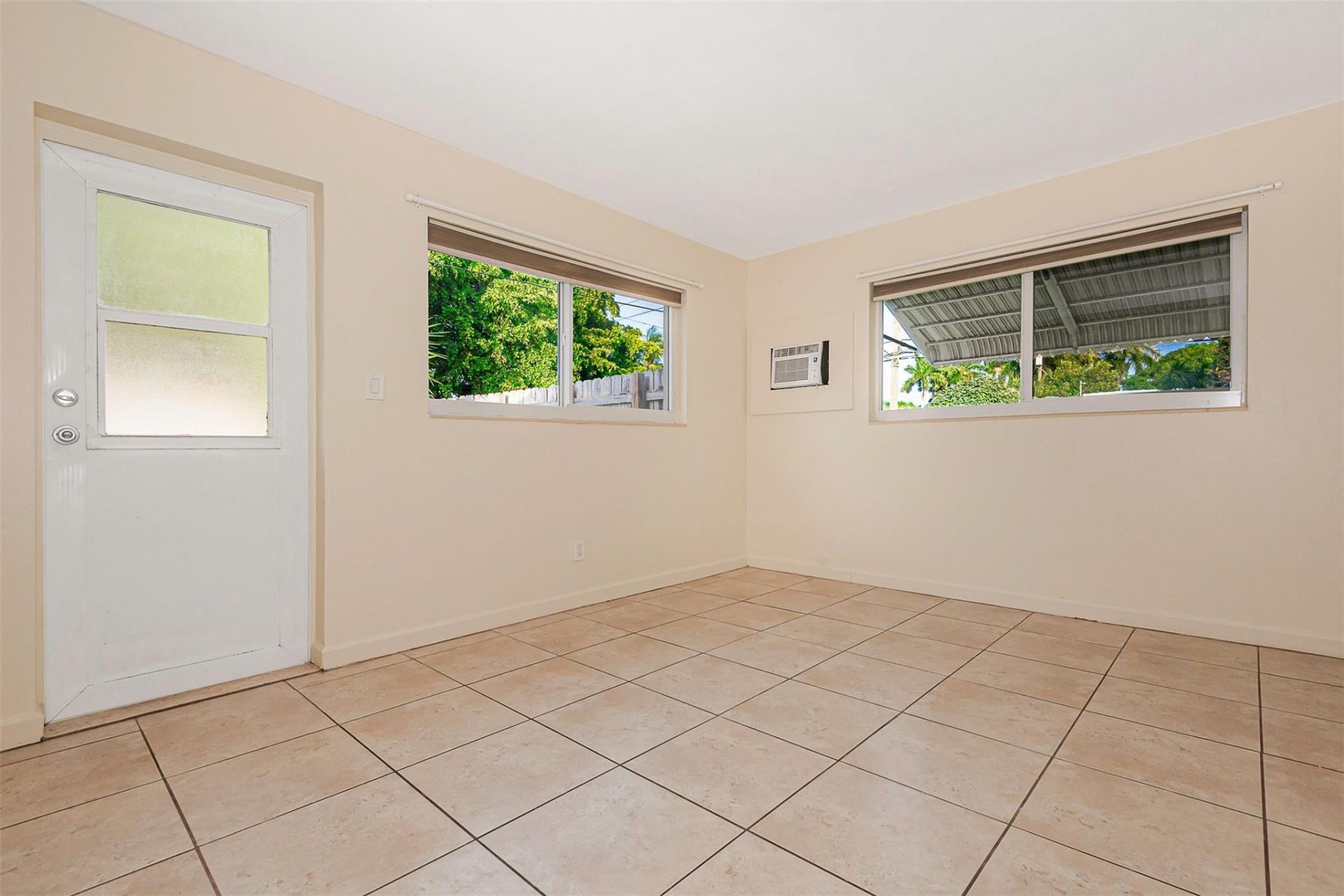 2581 NE 11th Court, Pompano Beach, FL 33062 Photo