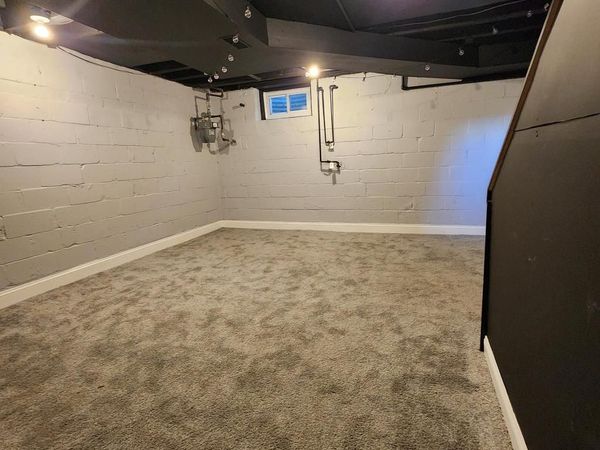 327 GROVE PARK, BROOKLYN, MD 21225