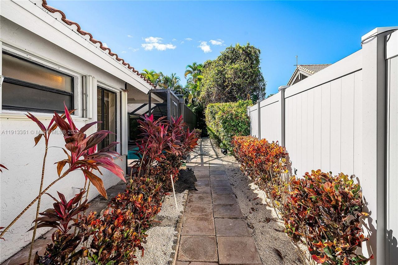 6005 Buena Vista Ct, Boca Raton, FL 33433 Photo