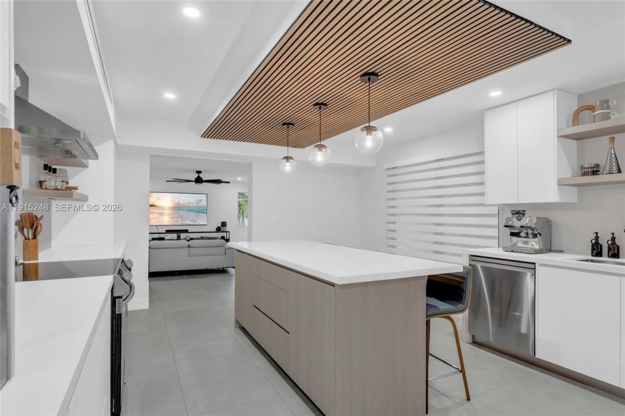 400 Valencia Ave, Unit 3, Coral Gables, FL 33134 Photo