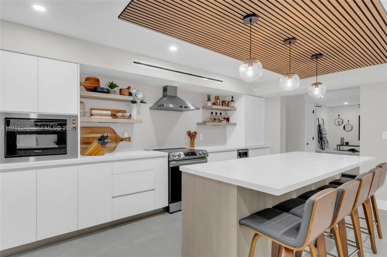 400 Valencia Ave, Unit 3, Coral Gables, FL 33134 Photo