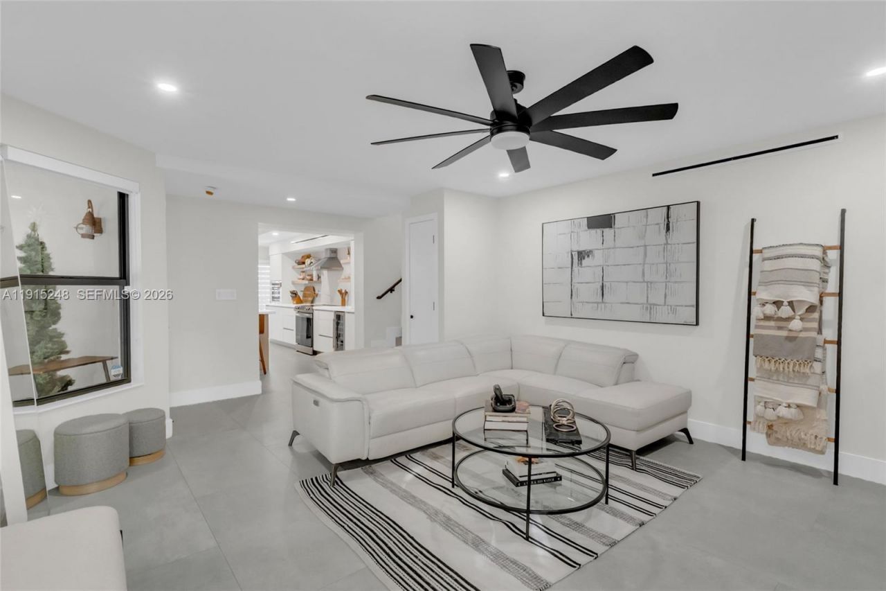 400 Valencia Ave, Unit 3, Coral Gables, FL 33134 Photo