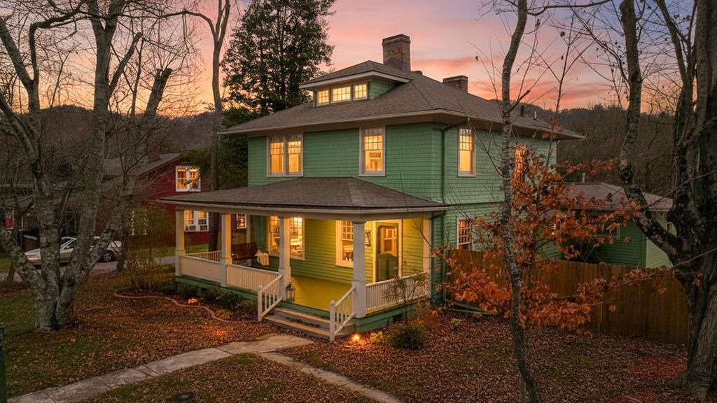 366 Hill Street, Murphy, NC 28906 Main Photo