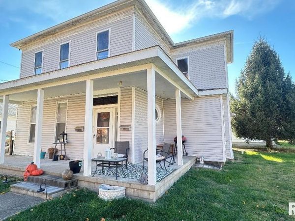 324 W WASHINGTON Street, Rushville, IL 62681