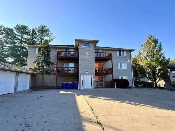 121-139 Northridge Drive, Unit 121-139, West Branch, IA 52358