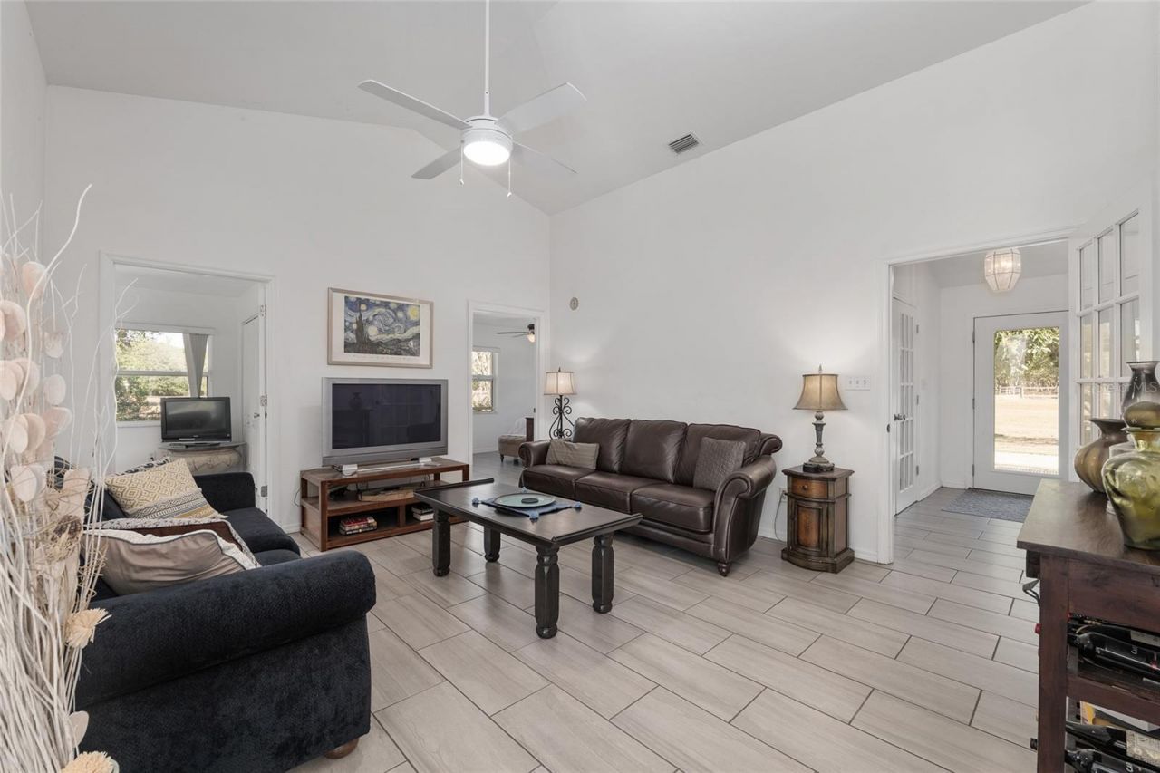 9128 NW 238th Street, Alachua, FL 32615 Photo