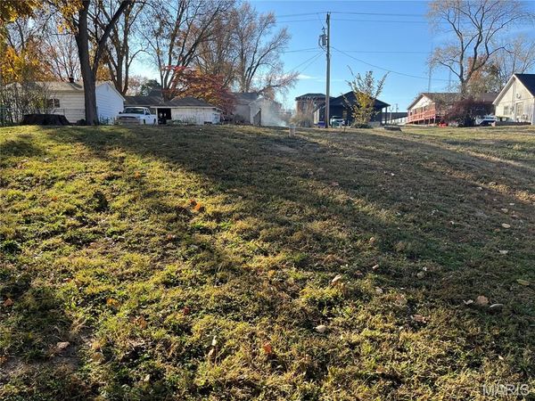 730 Jefferson Street, Carlyle, IL 62231