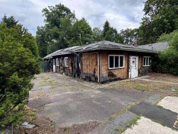 495 Paramus Road, PARAMUS, NJ 07652