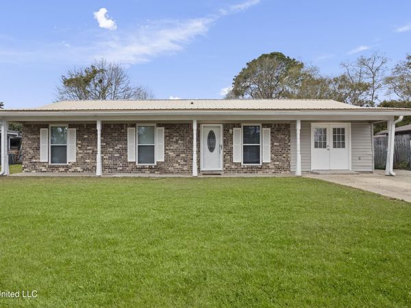 103 Grand Teton Drive, Ocean Springs, MS 39564