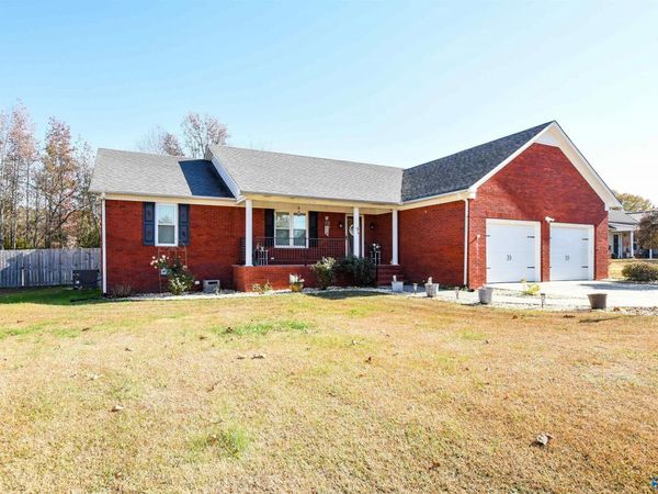 19142 Tammy Leigh Drive, Athens, AL 35614