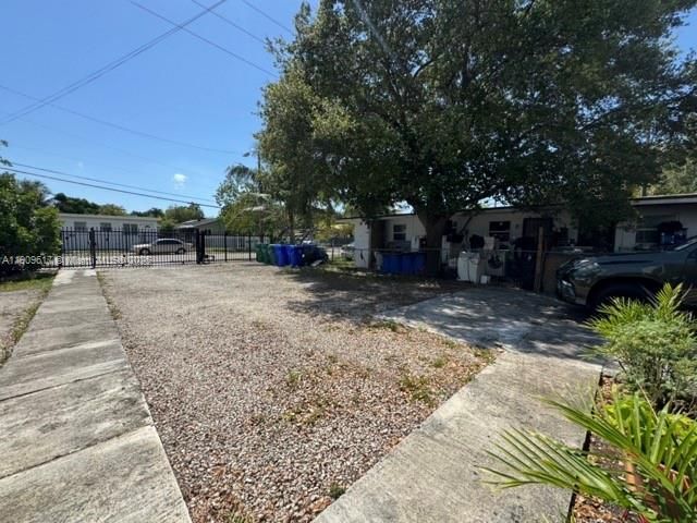 2512 NW 13th Ave, Miami, FL 33142 Photo