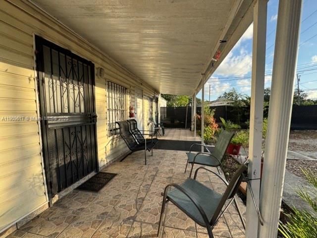 2512 NW 13th Ave, Miami, FL 33142 Photo