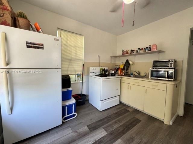 2512 NW 13th Ave, Miami, FL 33142 Photo