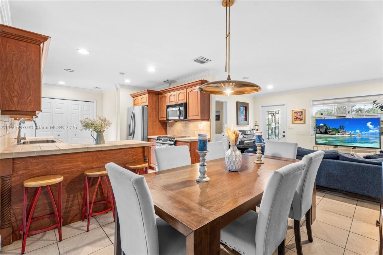 9130 SW 73rd St, Miami, FL 33173 Photo