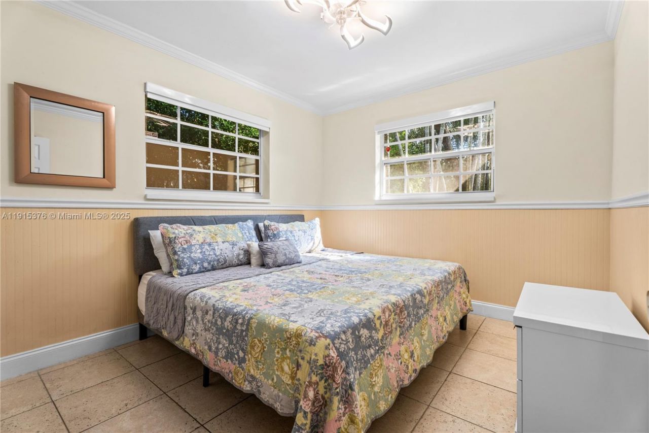 9130 SW 73rd St, Miami, FL 33173 Photo