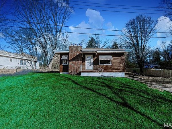 29 Hadfield Lane, Caseyville, IL 62232