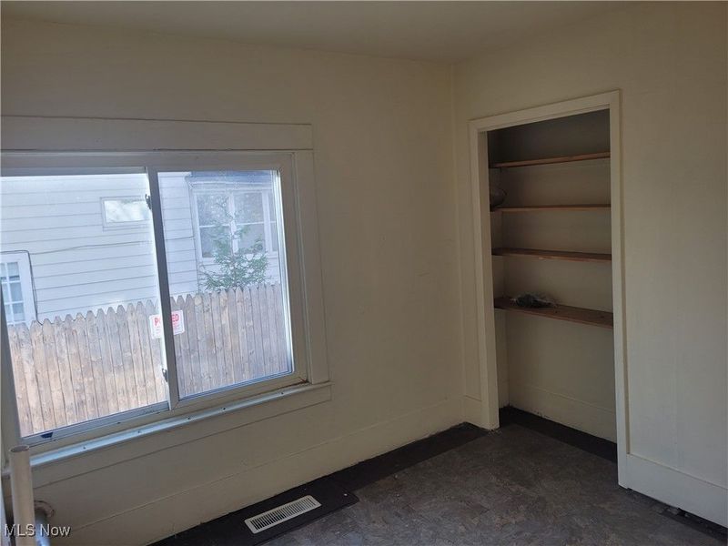 447 8th Street, Struthers, OH 44471 Photo 6