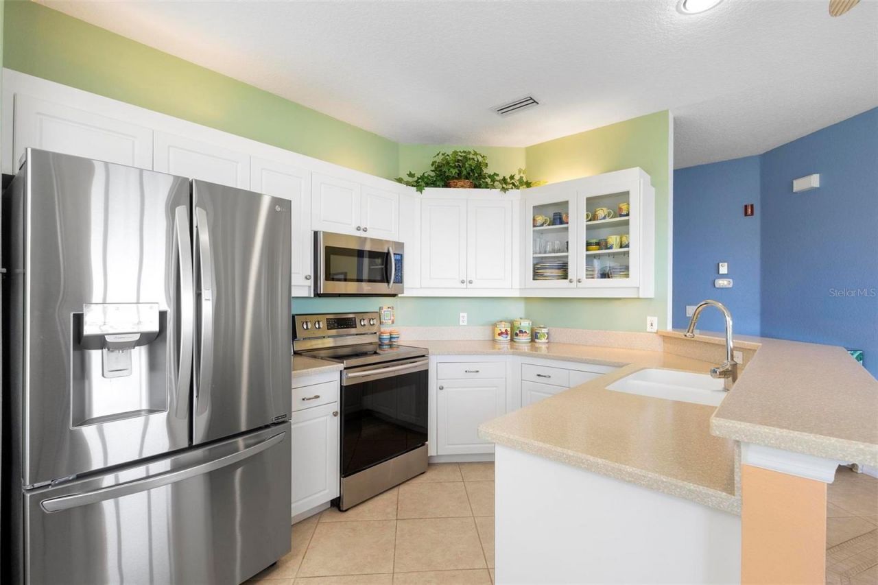 438 Bouchelle Drive, Unit 105, New Smyrna Beach, FL 32169 Photo