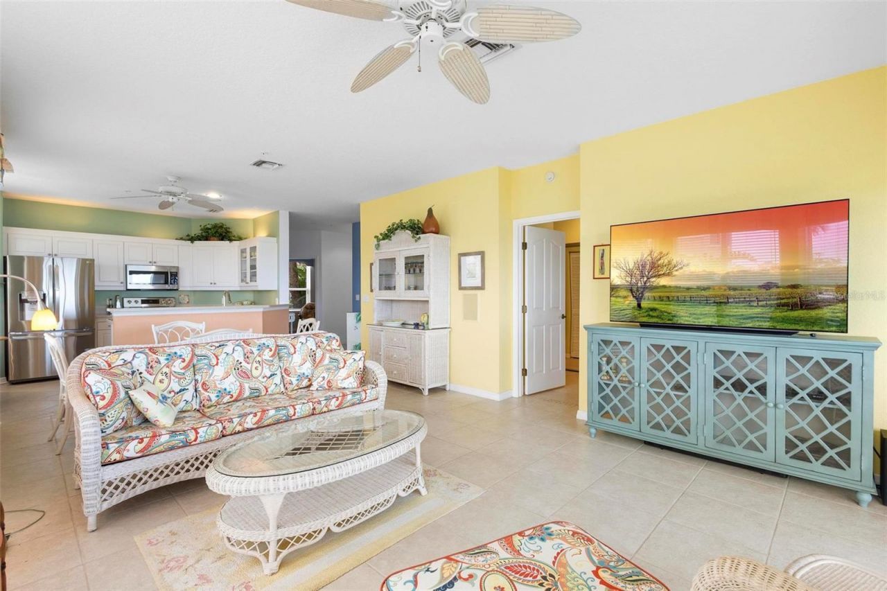 438 Bouchelle Drive, Unit 105, New Smyrna Beach, FL 32169 Photo