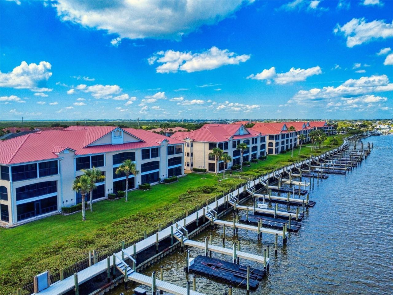 438 Bouchelle Drive, Unit 105, New Smyrna Beach, FL 32169 Photo