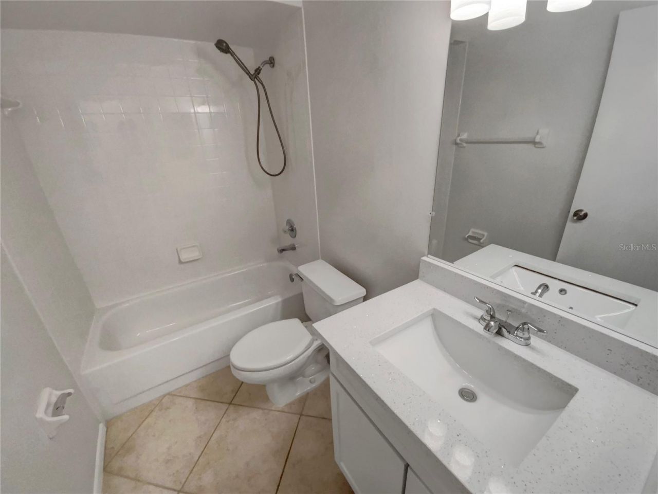 6904 Drewrys Bluff, Unit 810, Bradenton, FL 34203 Photo