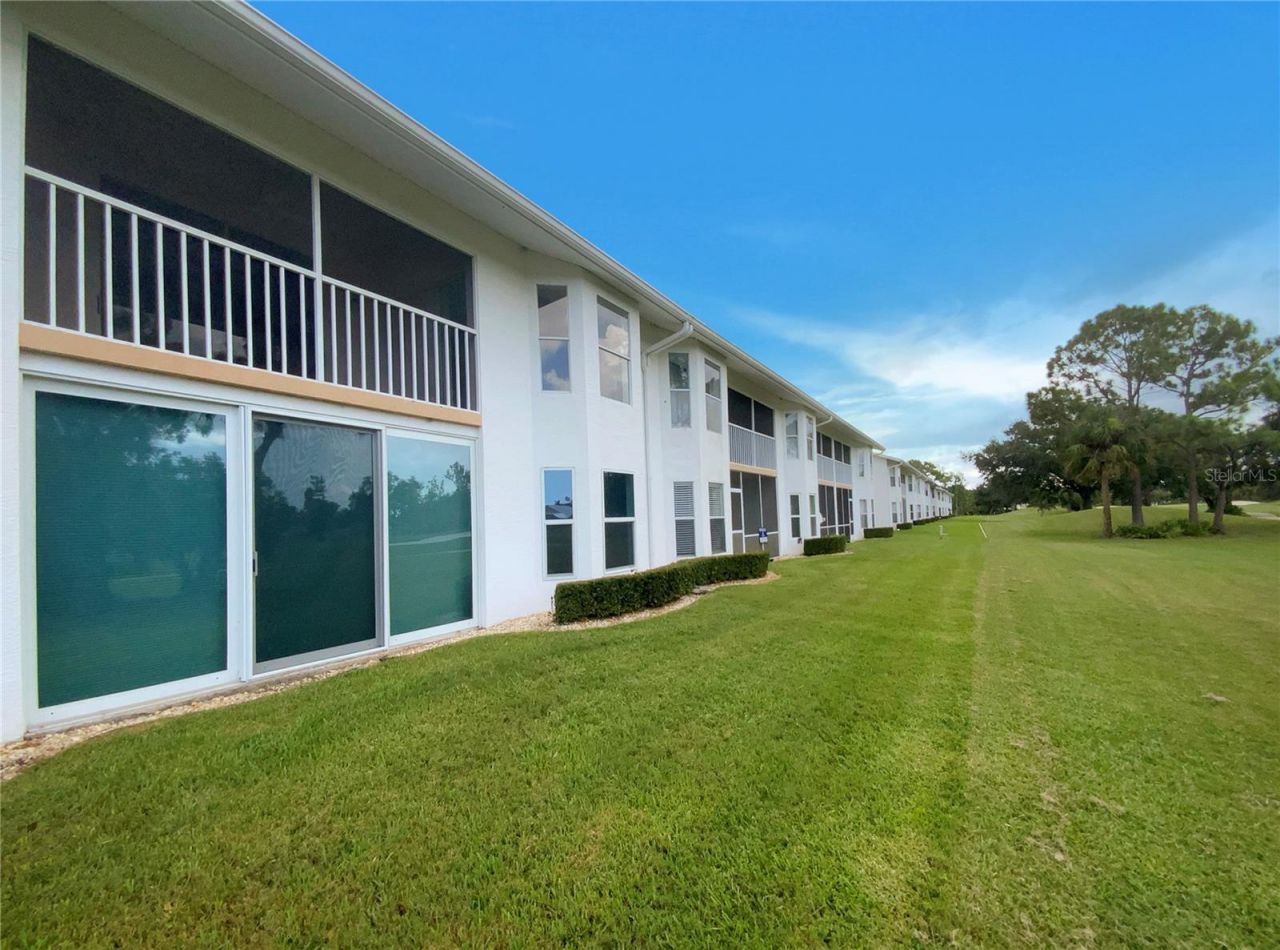 6904 Drewrys Bluff, Unit 810, Bradenton, FL 34203 Photo