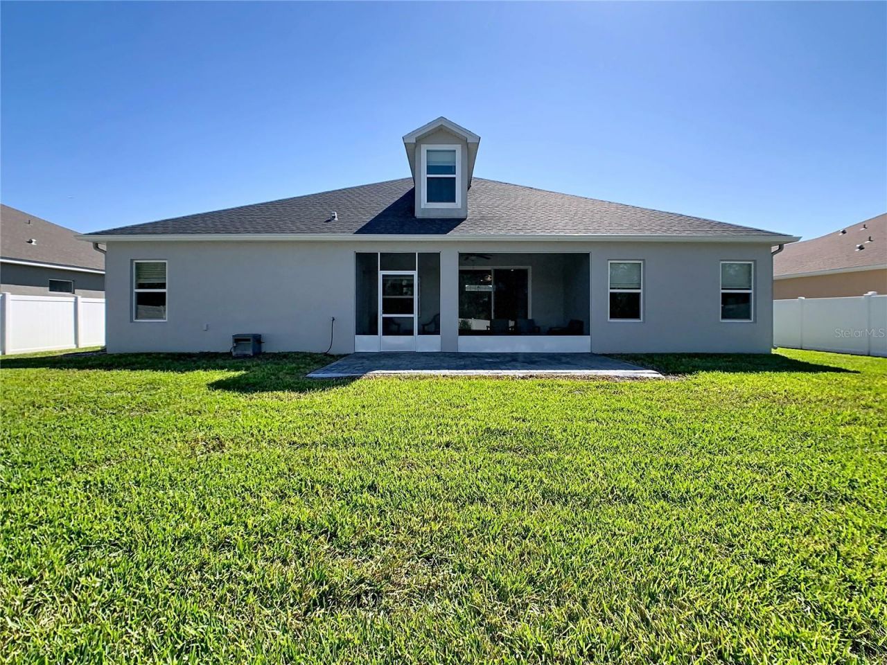 319 Travelers Creek Drive, Auburndale, FL 33823 Photo