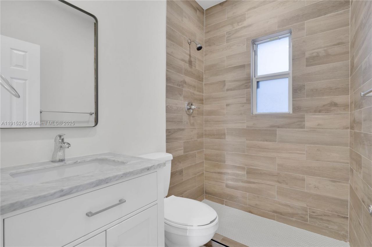 2949 SW 14 St, Miami, FL 33145 Photo