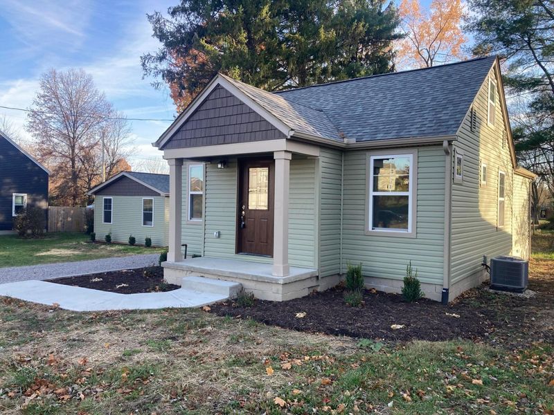 2412 W Fair Avenue, Lancaster, OH 43130 Photo 2