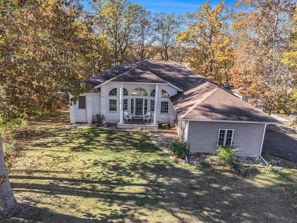 2718 Lindsey Road, Jackson, MI 49201