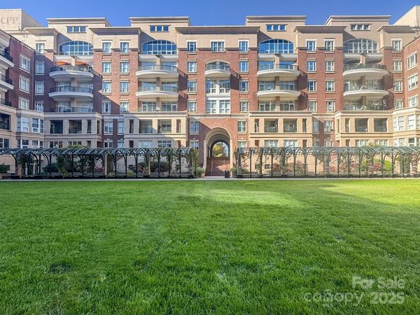 400 N Church Street, Unit 420, Charlotte, NC 28202