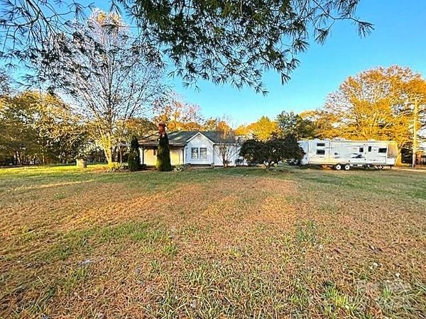 935 E US 74 Business Highway, Ellenboro, NC 28040