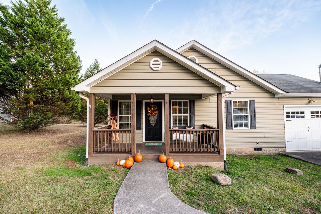 1118 Probasco Street N, La Fayette, GA 30728 Main Photo