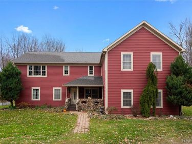 2222 Loree Road, Washington Twp, MI 48401