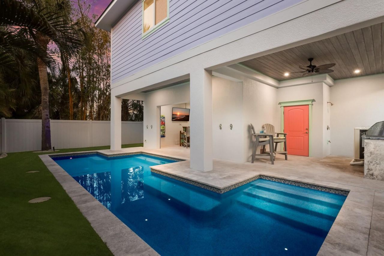 112 Mangrove Avenue, Anna Maria, FL 34216 Photo