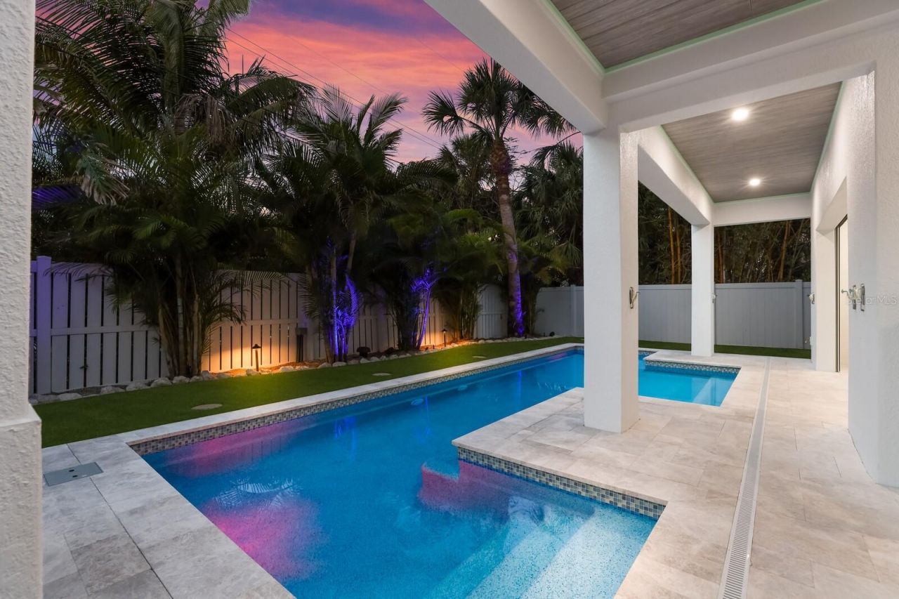 112 Mangrove Avenue, Anna Maria, FL 34216 Photo