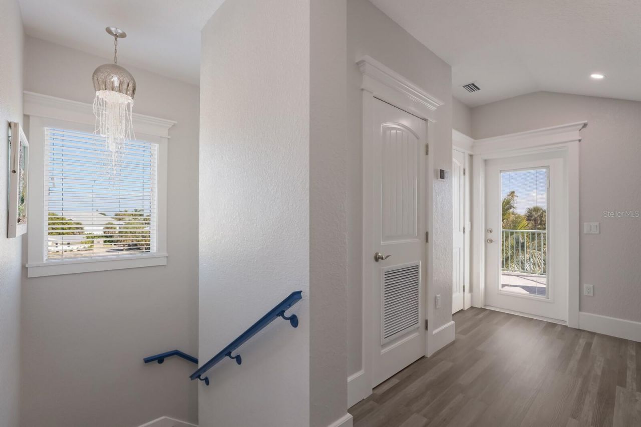 112 Mangrove Avenue, Anna Maria, FL 34216 Photo