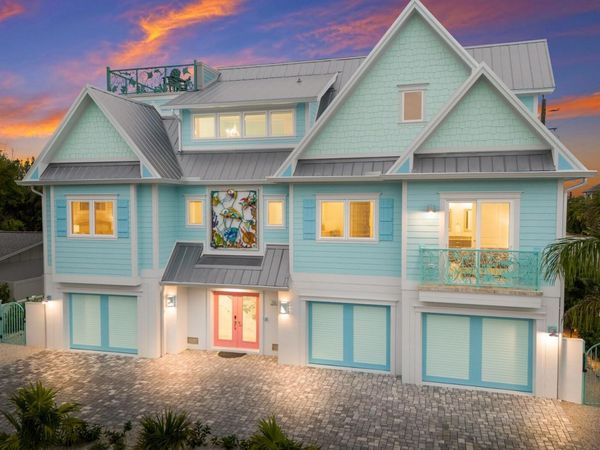 118 MANGROVE AVENUE, ANNA MARIA, FL 34216