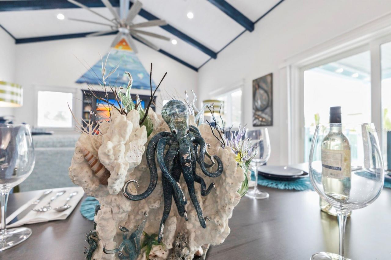 118 Mangrove Avenue, Anna Maria, FL 34216 Photo