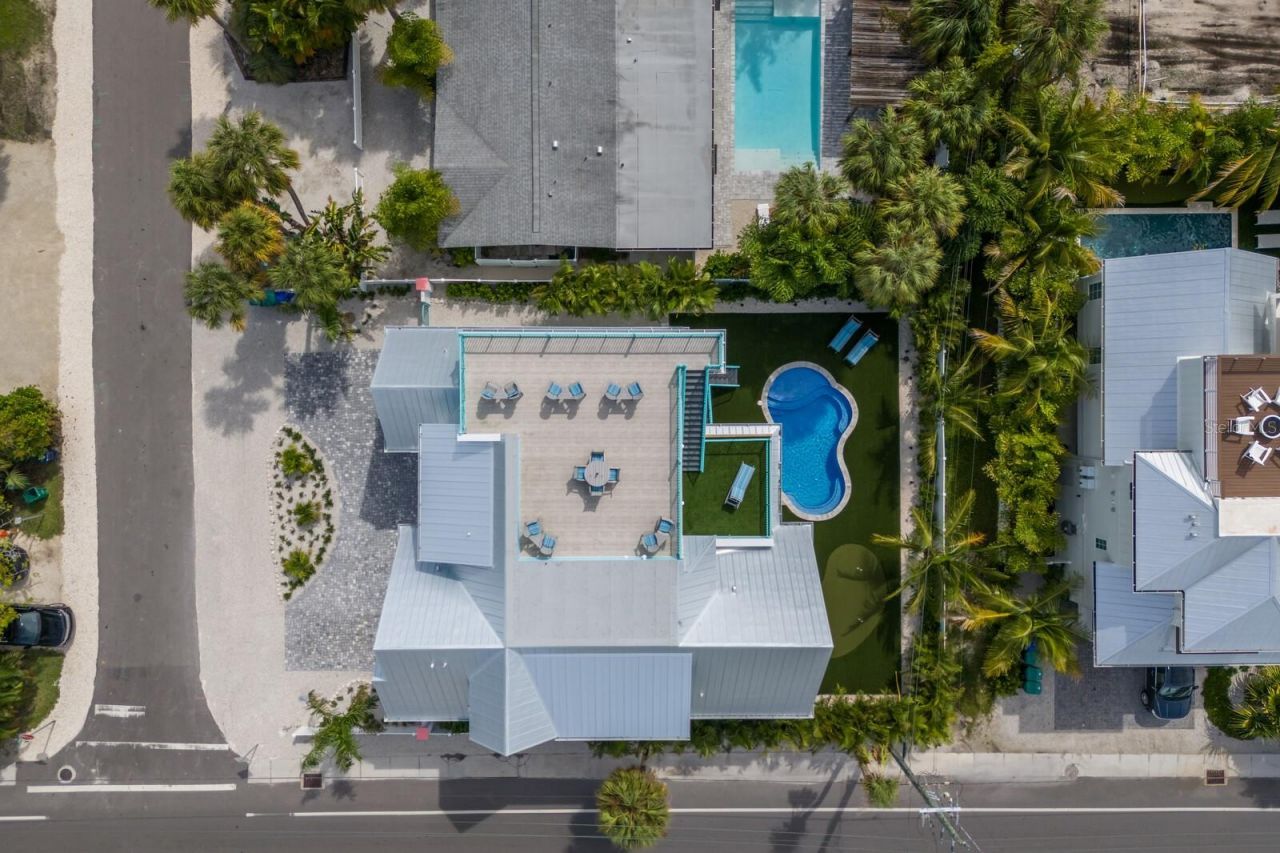 118 Mangrove Avenue, Anna Maria, FL 34216 Photo